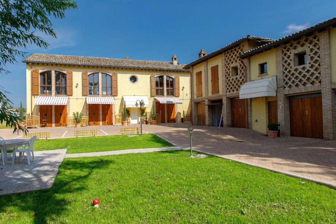La Corte Del Mulino Fontanellato Exteriör bild